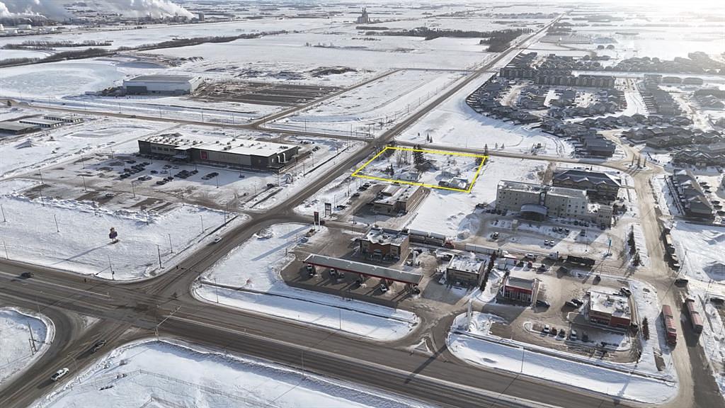 4102 40 Avenue, Lloydminster, SK