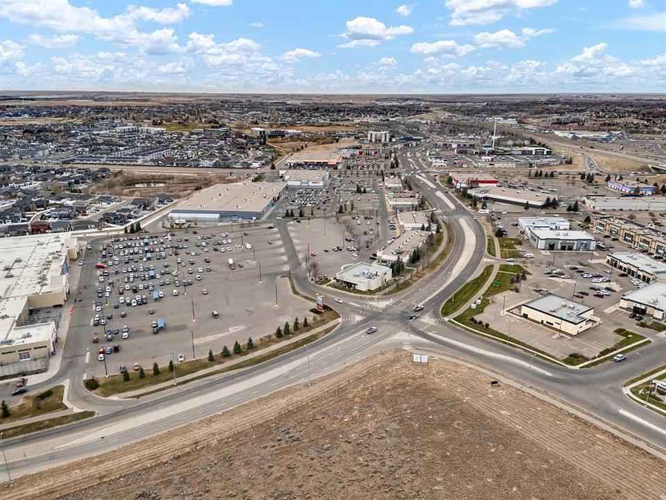 3010 Strachan Road Southeast, Medicine Hat, AB