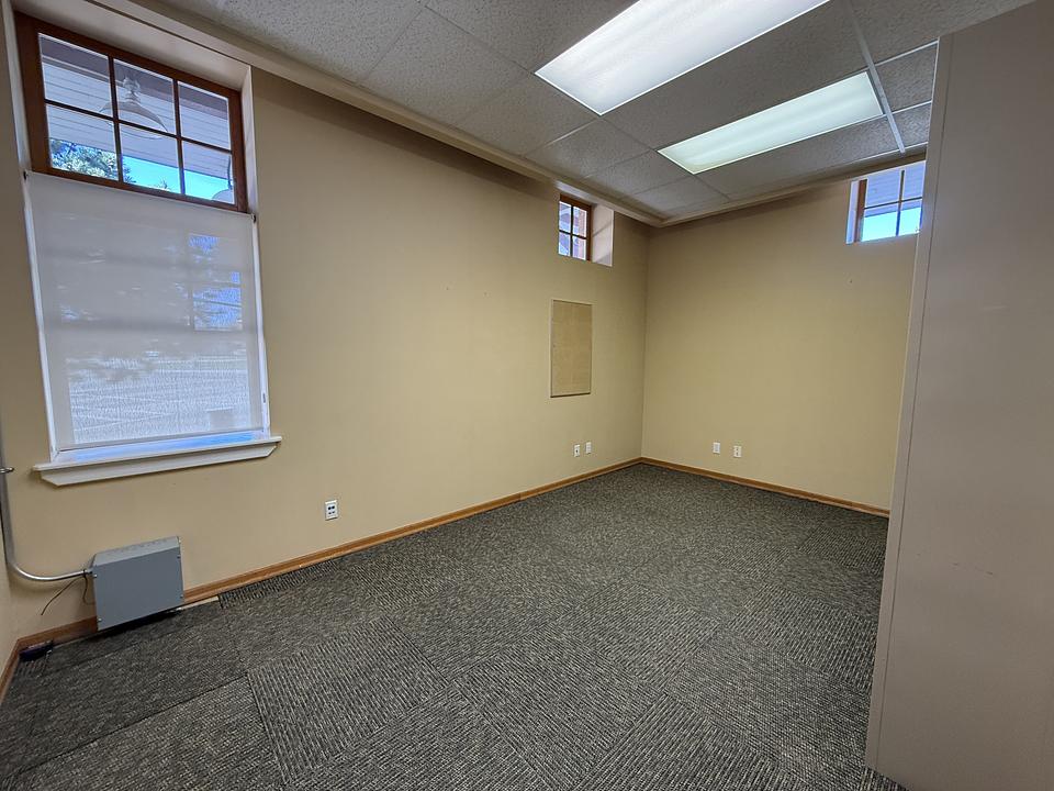 3 - 5000 51 Avenue, Red Deer, AB
