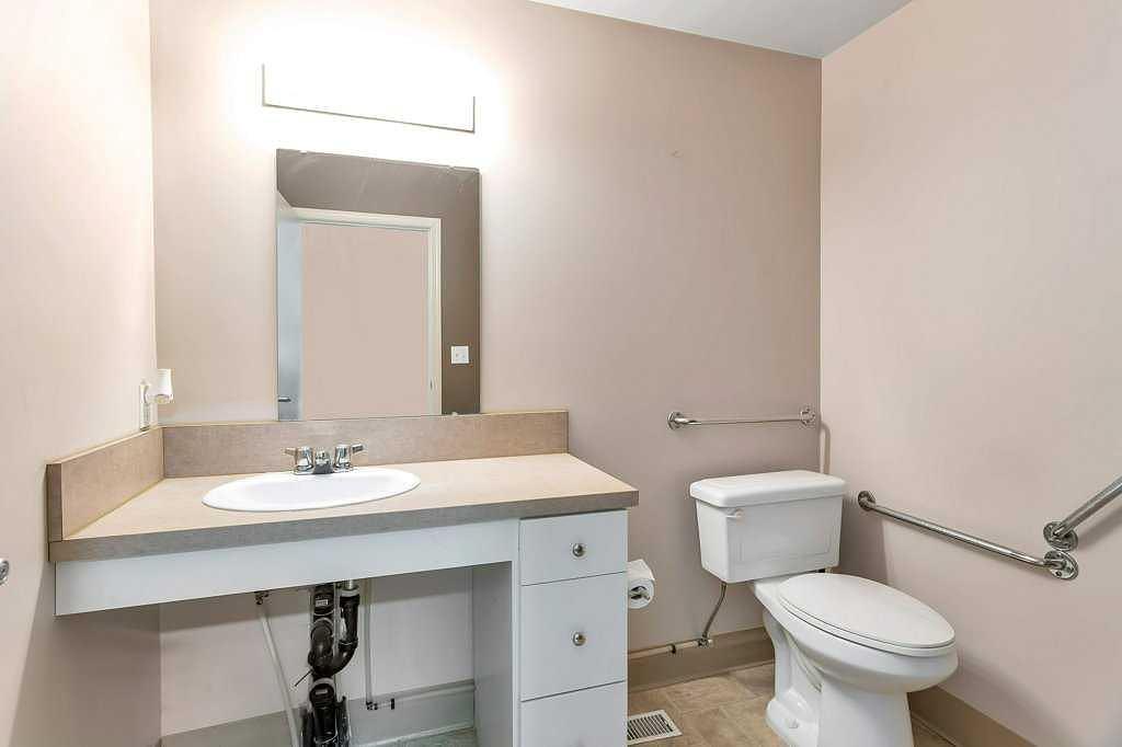4911 50 Avenue, Eckville, AB