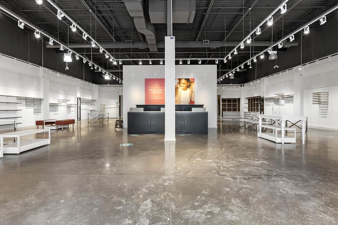 4 - 575 Industrial Avenue, Ottawa, ON