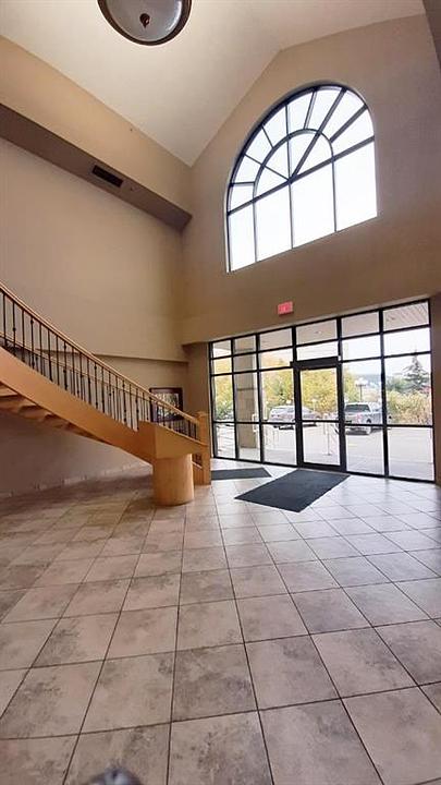 101 - 4320 50 Avenue, Red Deer, AB