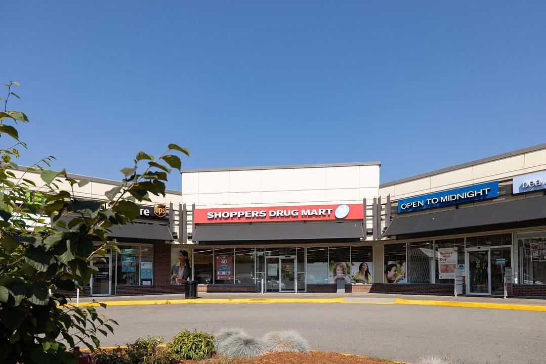 1005 - 333 Brooksbank Avenue, North Vancouver, BC