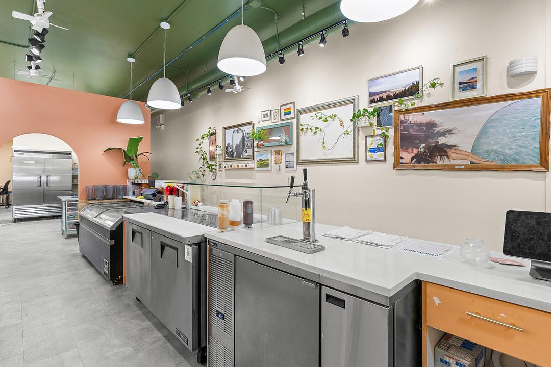 525 Bernard Avenue, Kelowna, BC