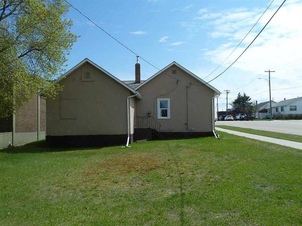10120 102 Avenue, Lac la Biche, AB