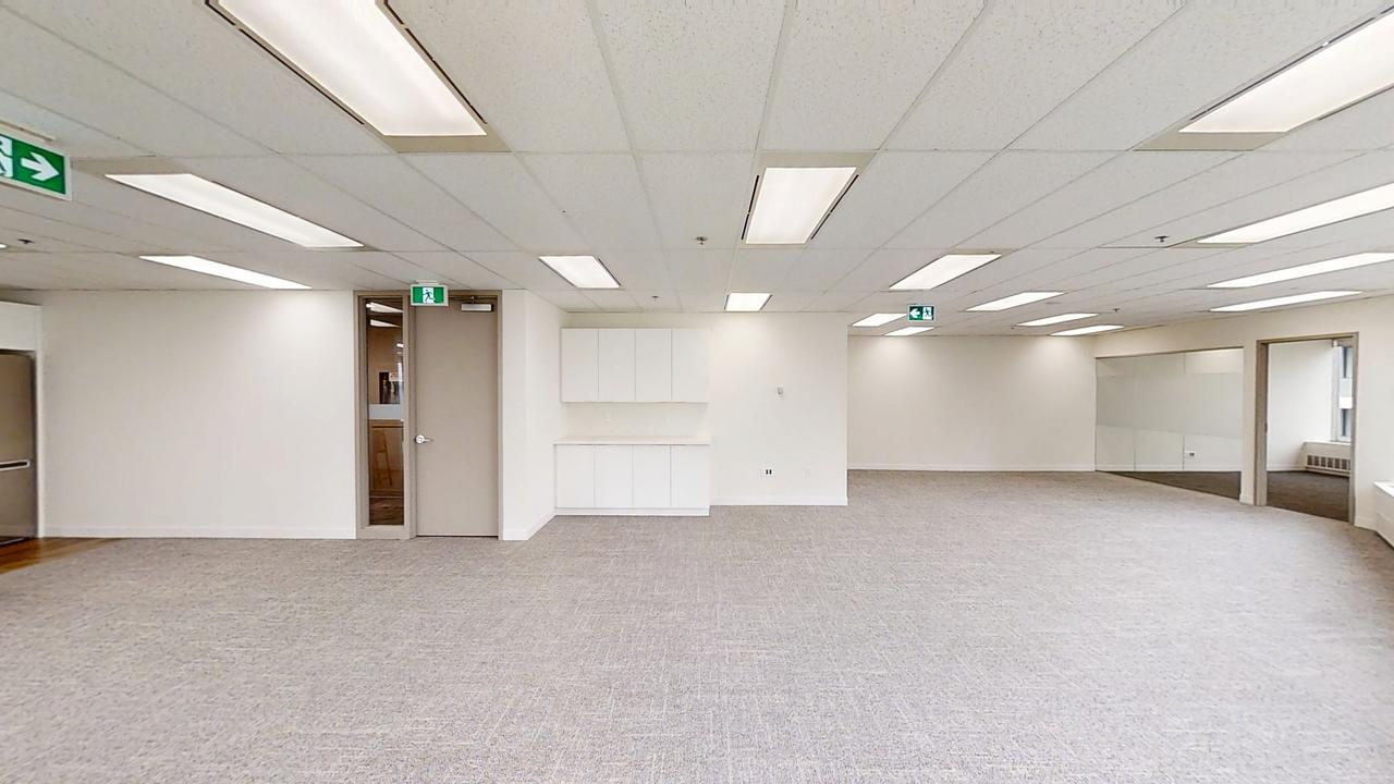 1503 - 400 University Avenue, Toronto, ON