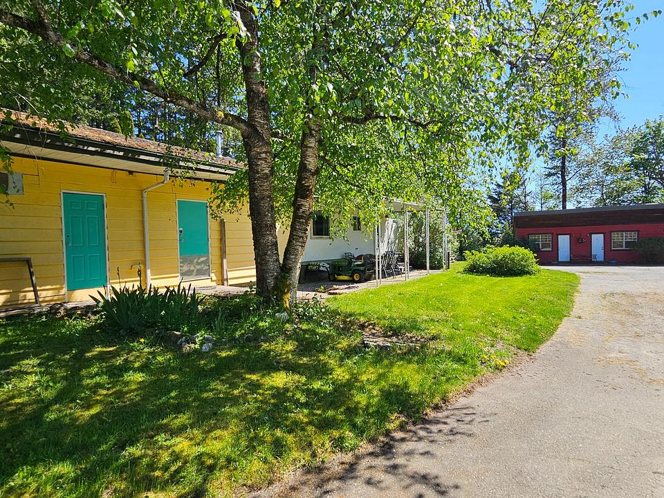 2226 Lougheed Highway, Agassiz, BC