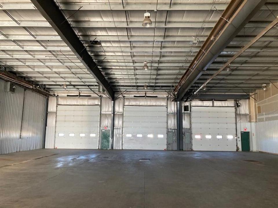 Bay #6 & 7 - 10602 79 Avenue, Clairmont, AB
