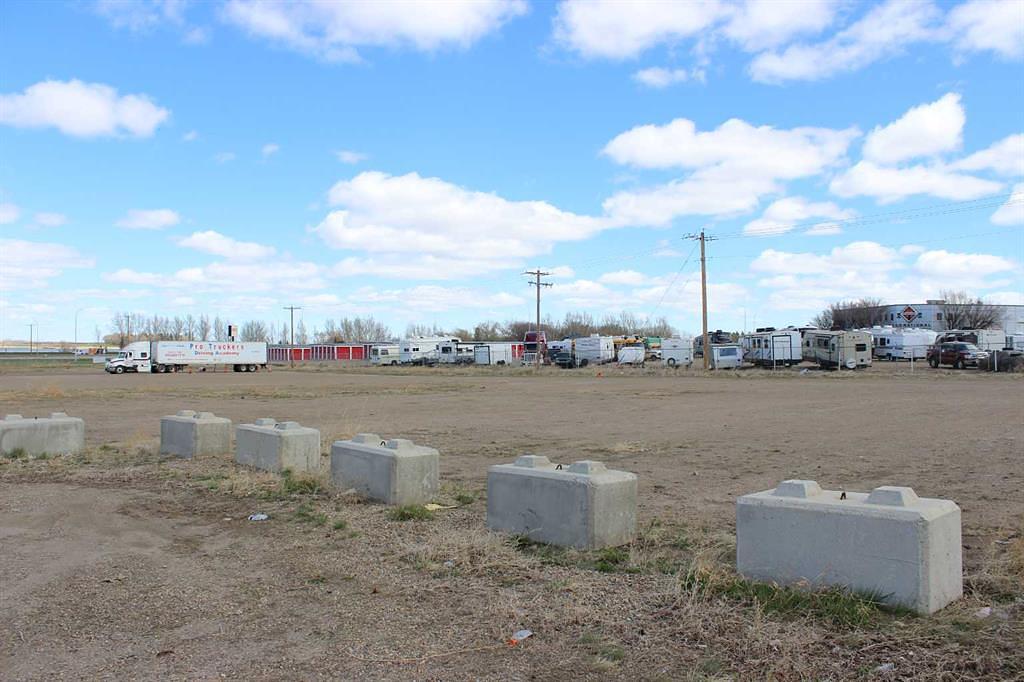 143078 15 Avenue West, Millicent, AB