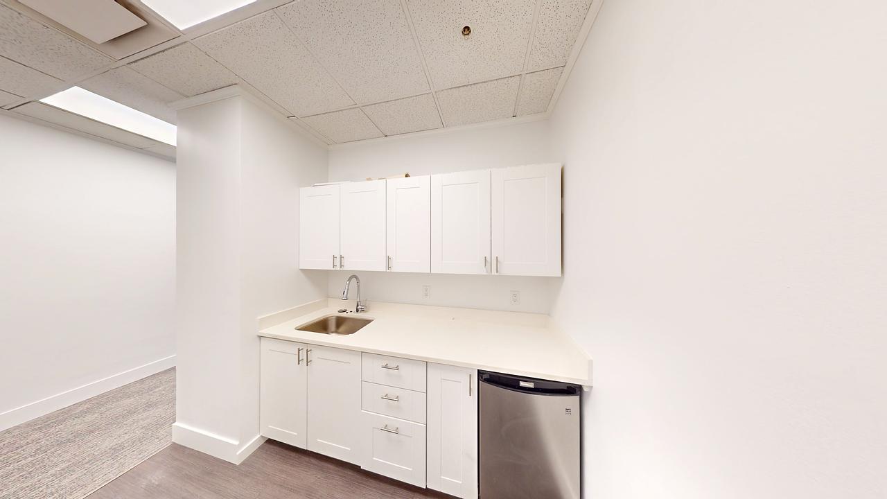 218 - 744 West Hastings Street, Vancouver, BC