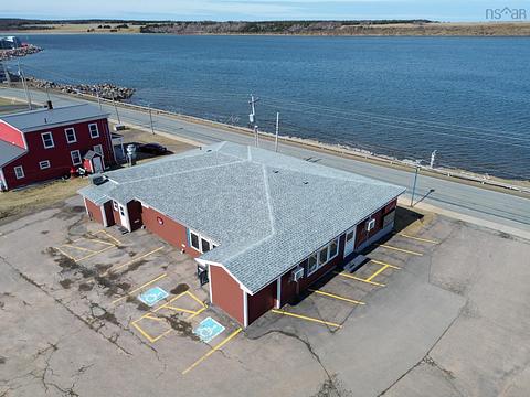 15528 Cabot Trail, Chéticamp, NS