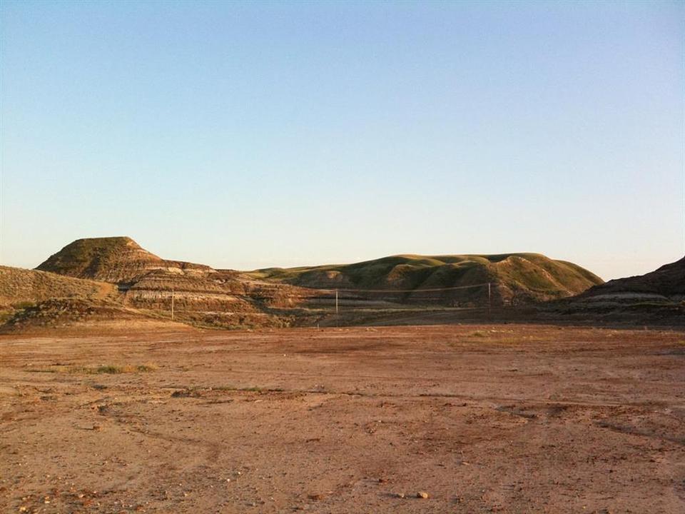 390 1 Street North, Drumheller, AB