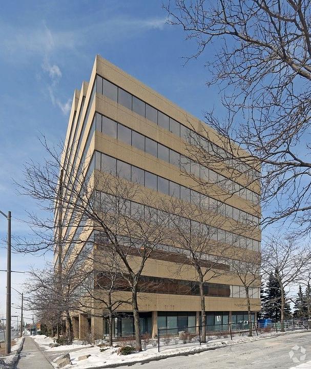 304B - 970 Lawrence Avenue West, Toronto, ON