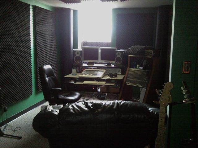 Studio - 25 Polson Street, Toronto, ON
