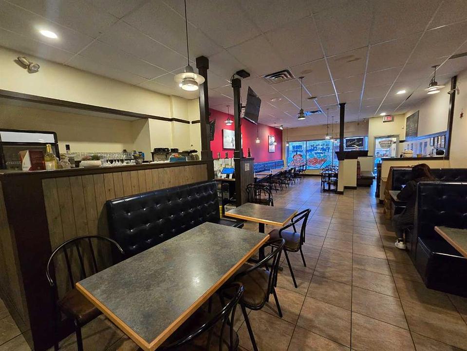 2120 Crowchild Trail Northwest, Calgary, AB