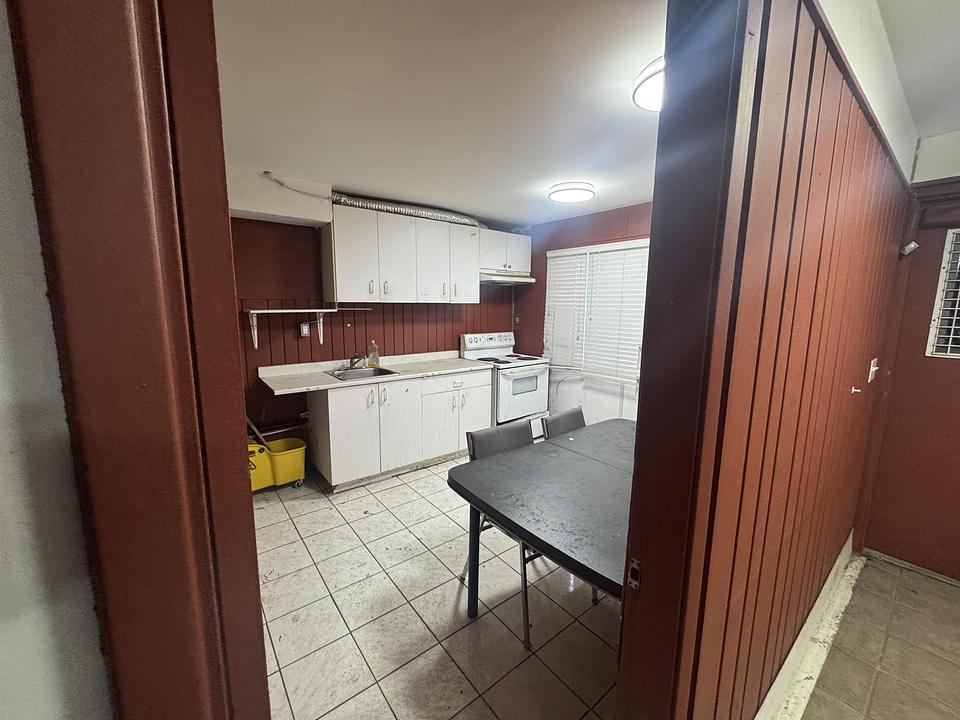 12205 Industrial Road, Surrey, BC