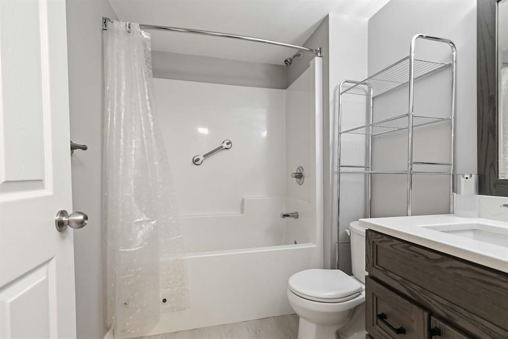 98 Hill Drive, Fort McMurray, AB