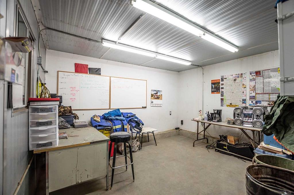 4204 50 Avenue, Stettler, AB