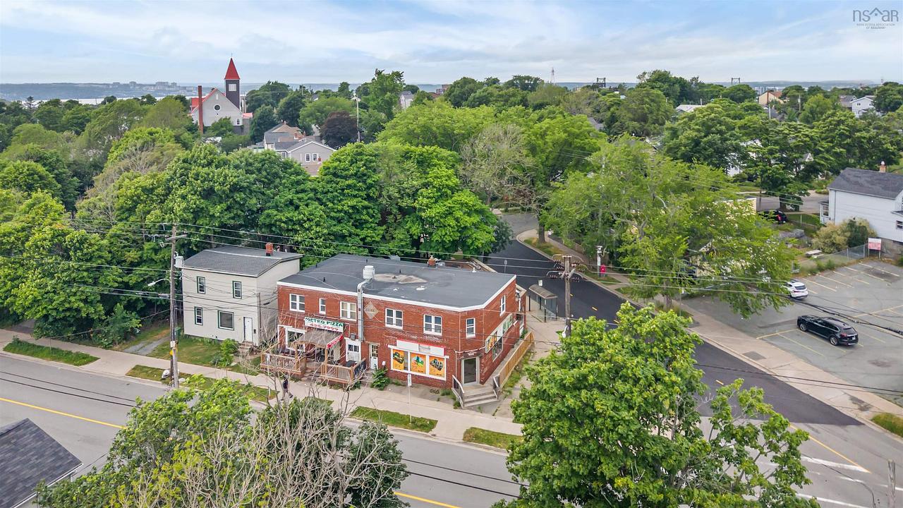 6105 Lady Hammond Road, Halifax, NS