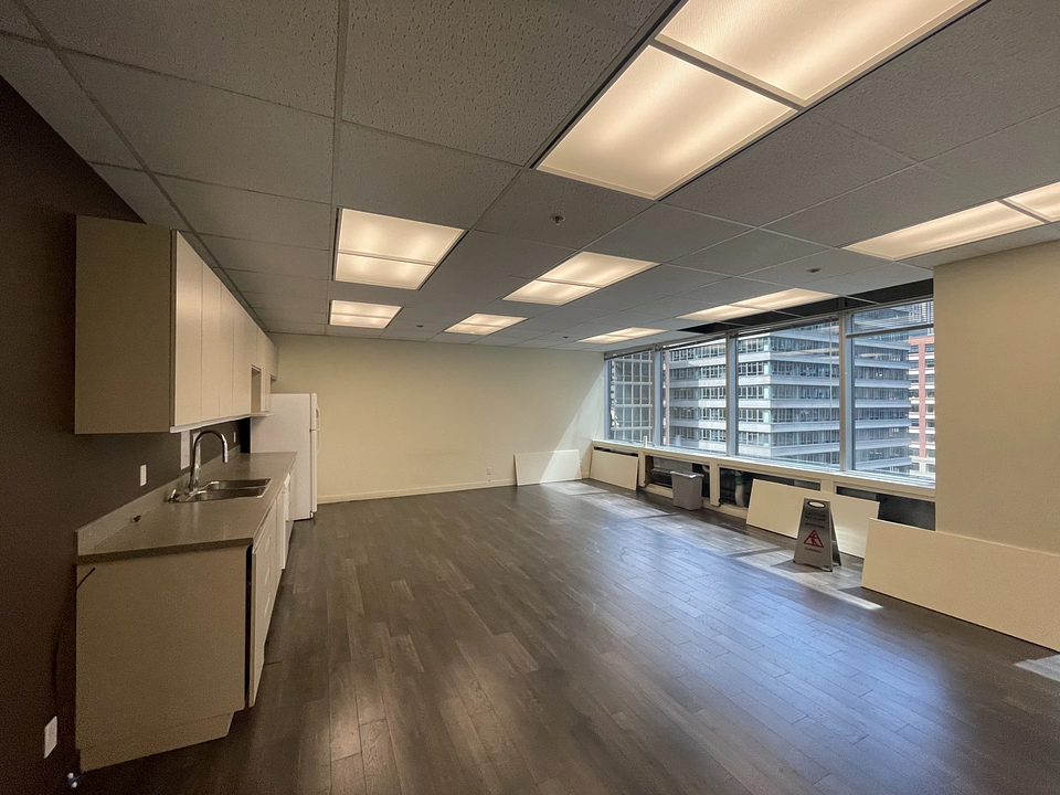 700 - 150 York Street, Toronto, ON