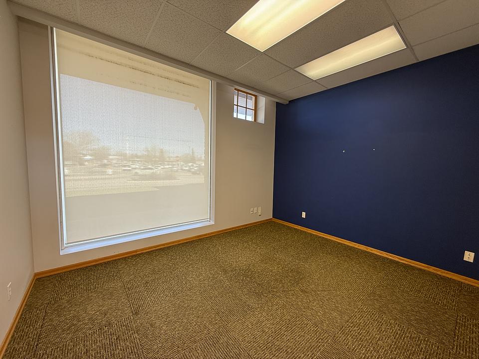 1 - 5000 51 Avenue, Red Deer, AB