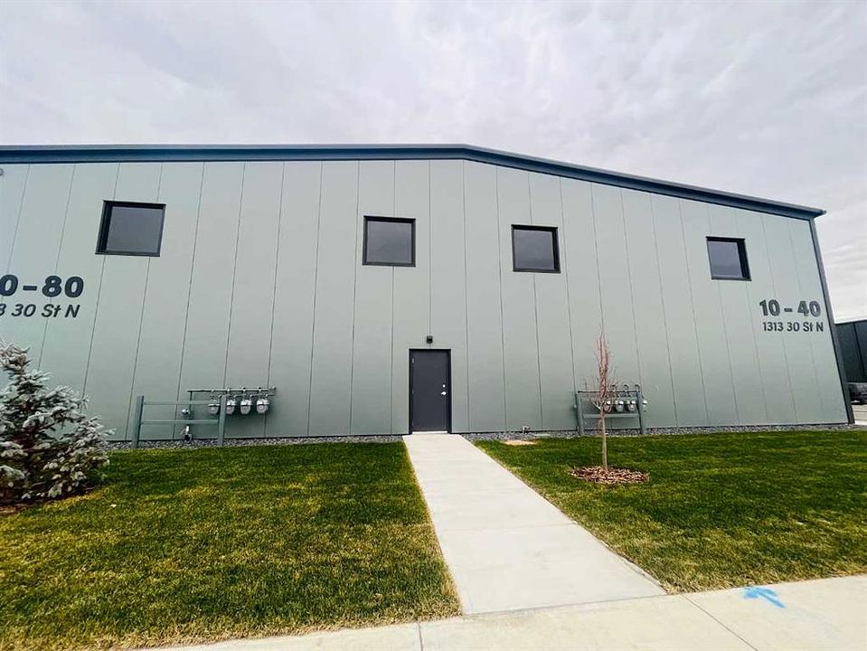 70 - 1313 30 Street North, Lethbridge, AB