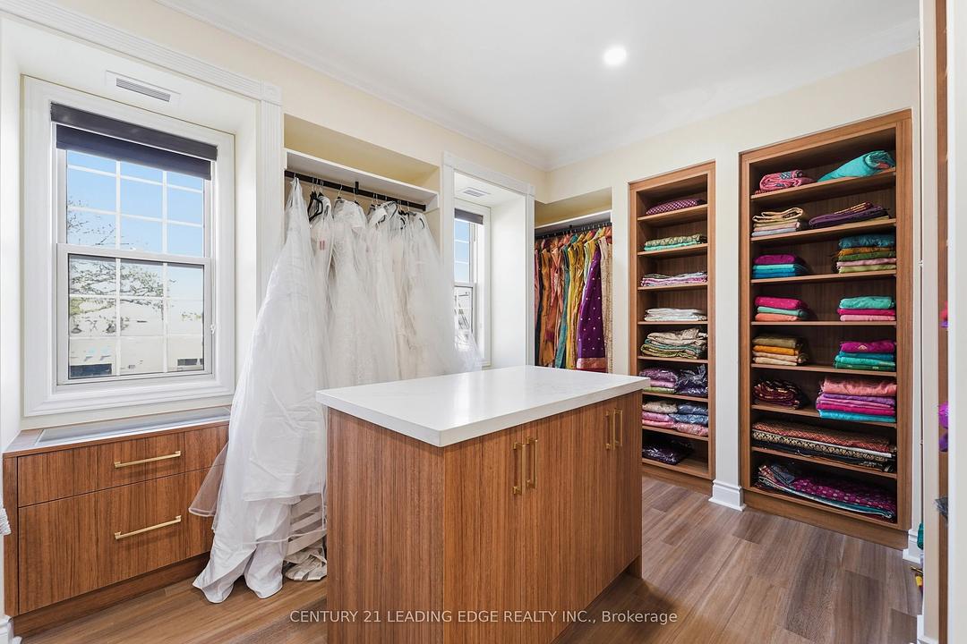 128 Brock Street North, Whitby, ON