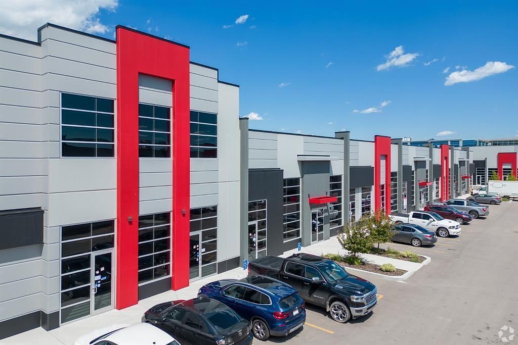 3140,3145,3150,3155 - 6520 36 Street Northeast, Calgary, AB