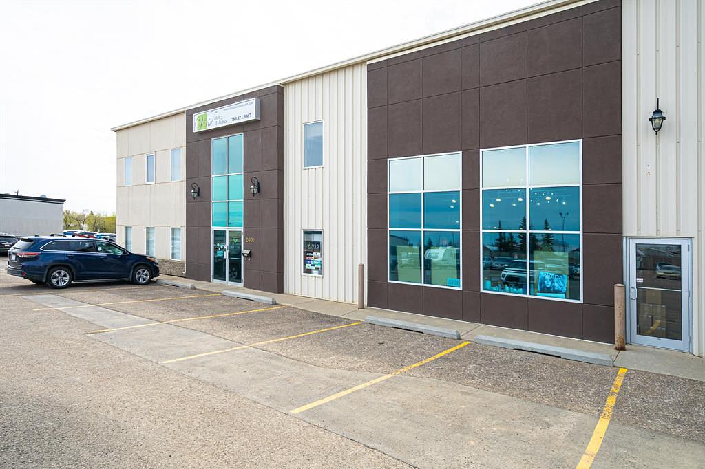 2602 50 Avenue, Lloydminster, AB