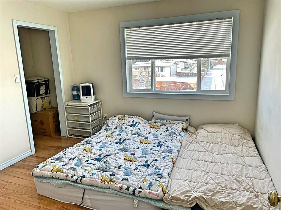 100 Morrison Road, Longview, AB