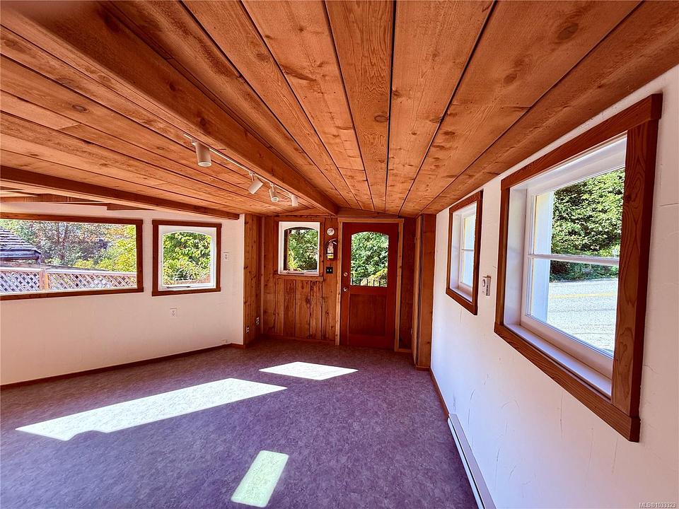 2909 Fulford-Ganges Road, Salt Spring, BC