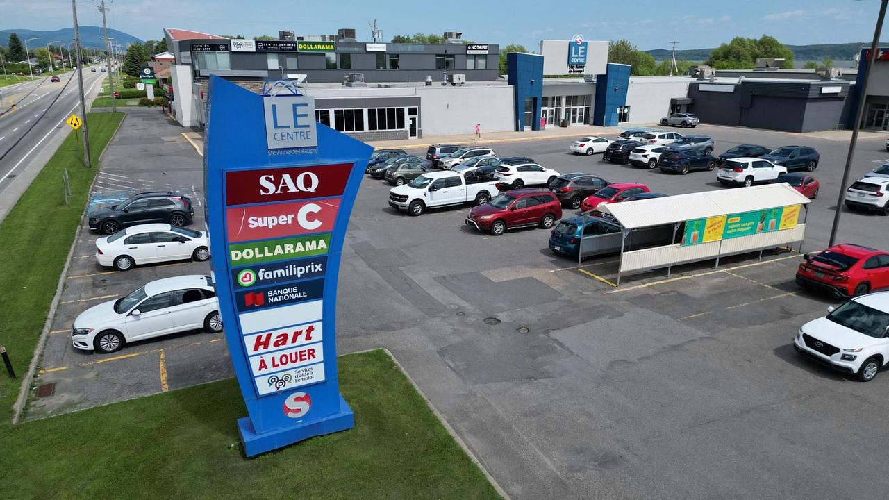 800 - 10516 Boulevard Sainte-Anne, Sainte-Anne-de-Beaupré, QC