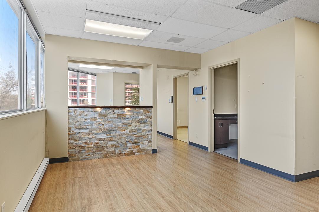 1 Centrepointe Drive, Ottawa, ON