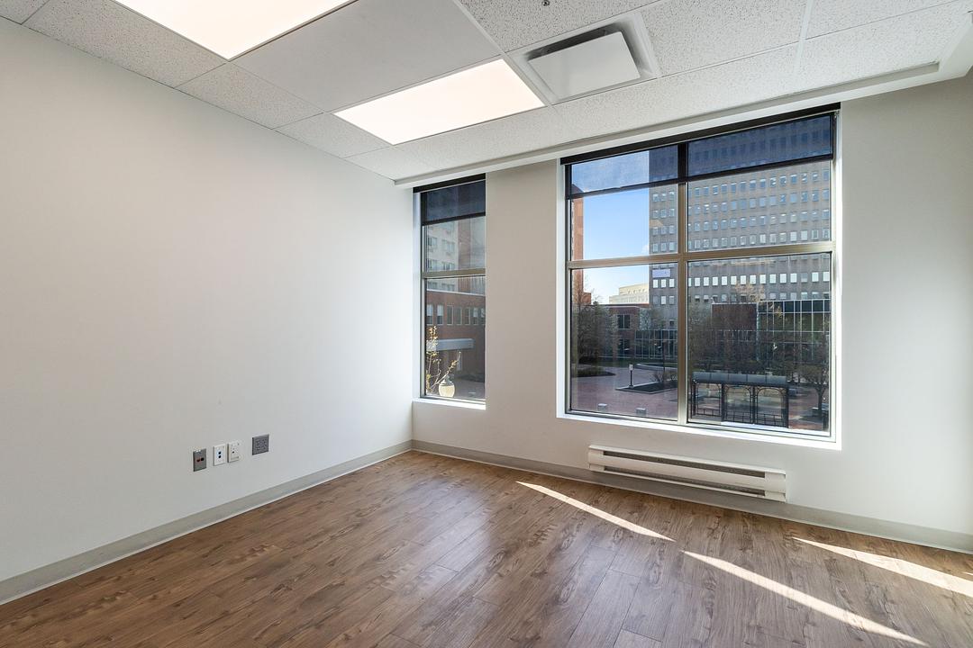 Suite 200 & 203 - 735 Main St, Moncton, NB