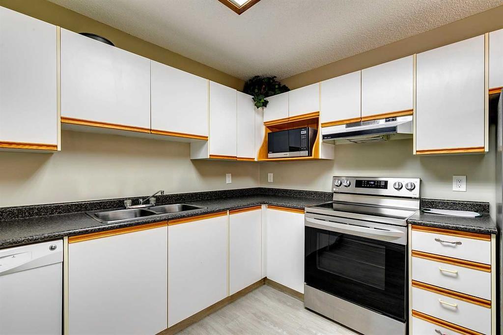186007 Priddis Valley Road West, Priddis, AB