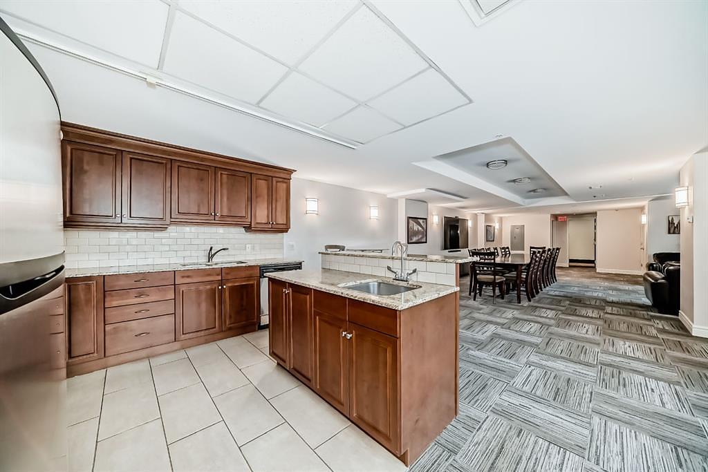 503 - 922 5 Avenue Southwest, Calgary, AB