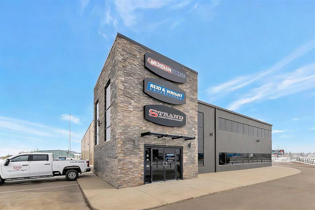 5921 50 Avenue, Lloydminster, SK