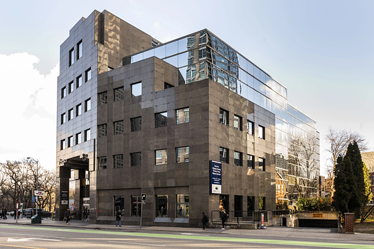 425 Bloor Street East, Toronto, ON