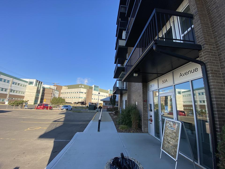 302 - 3939 50A Avenue, Red Deer, AB