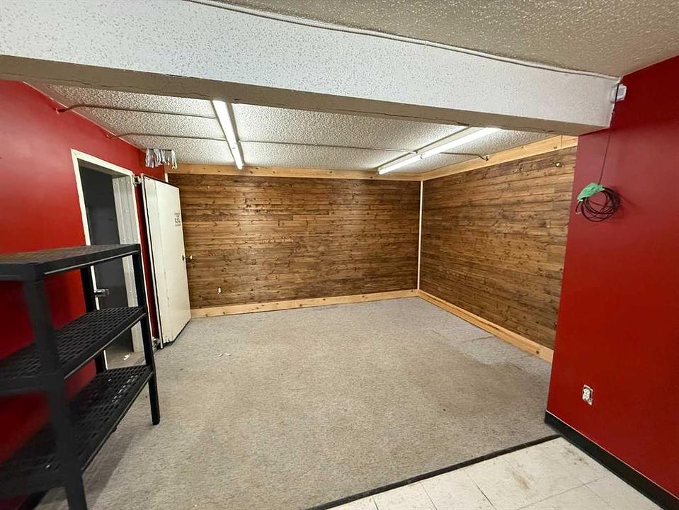 4934 50 Avenue, Kitscoty, AB