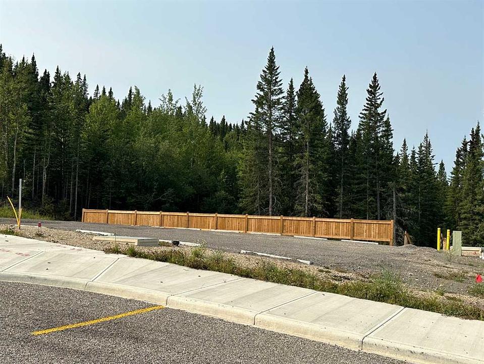 109 Centre Street, Nordegg, AB