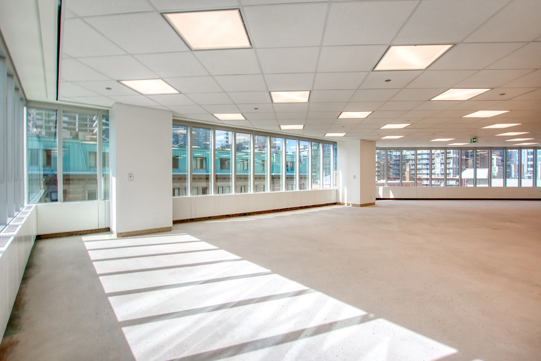 600 - 200 King Street West, Toronto, ON