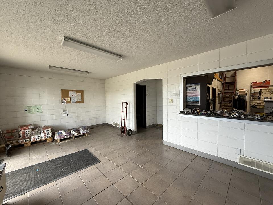 1 - 7492 49 Avenue, Red Deer, AB