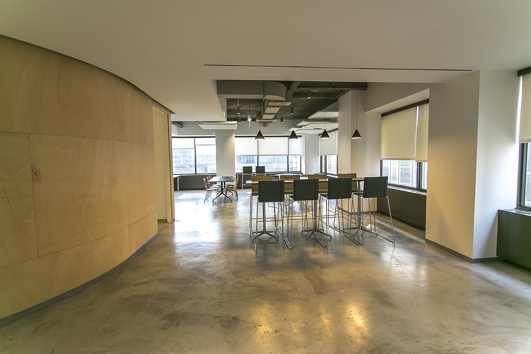 1100 - 180 Dundas Street West, Toronto, ON