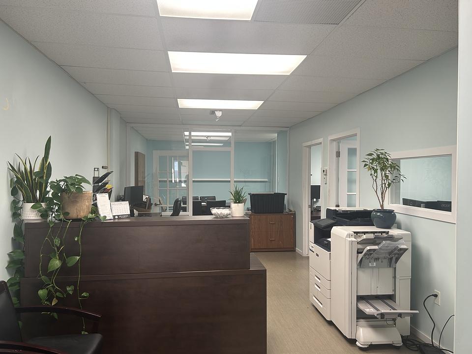 104 - 430 6 Avenue Southeast, Medicine Hat, AB