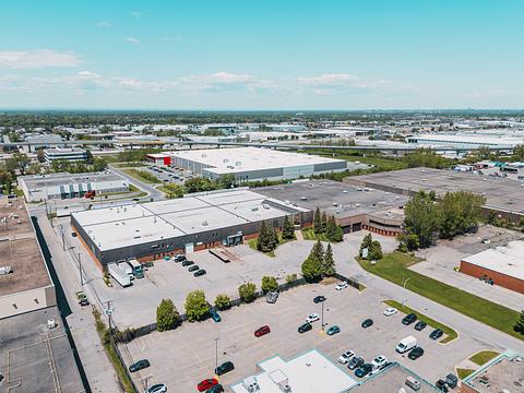 111 Avenue Manfred, Pointe-Claire, QC