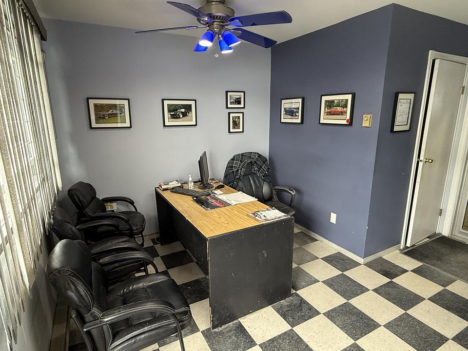 110 - 5327 192 St, Surrey, BC