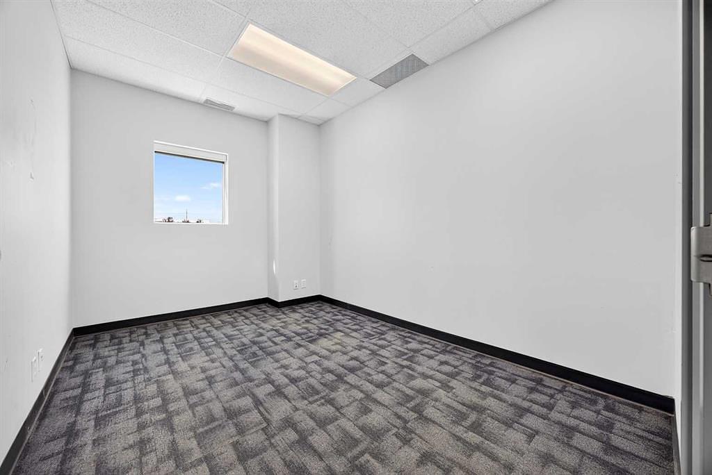 240086 Frontier Crescent, Rocky View County, AB
