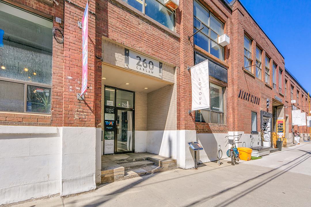 203 - 260 Carlaw Ave, Toronto, ON