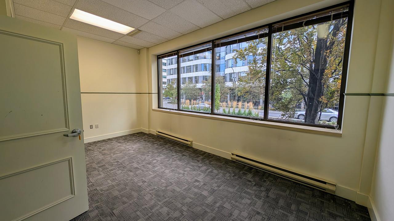 100 - 1312 Blanshard Street, Victoria, BC